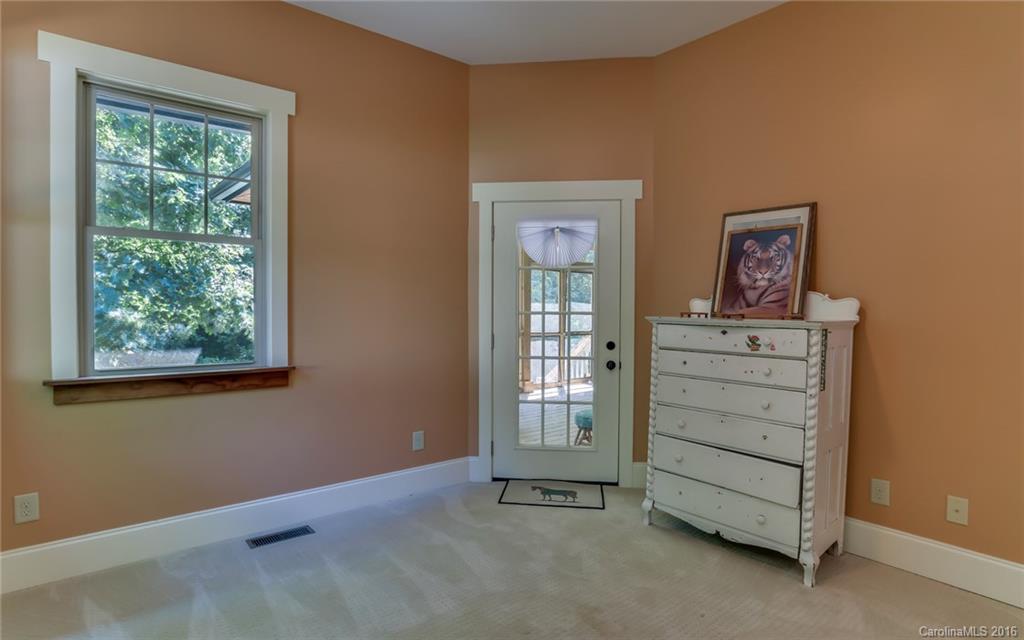 525 Braewick Road Tryon, NC 28782 - Photo 17 of 24 Gallery Image 17