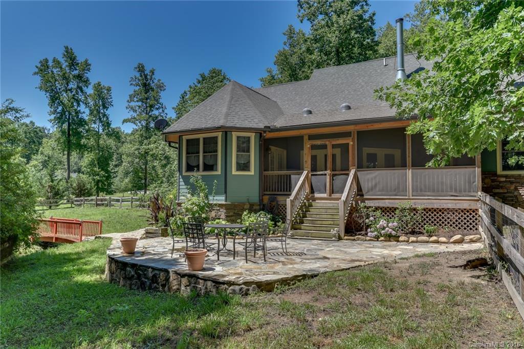 525 Braewick Road Tryon, NC 28782 - Photo 3 of 24 Gallery Image 3