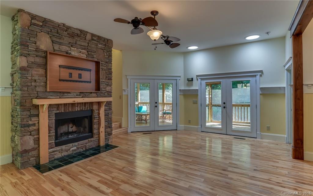 525 Braewick Road Tryon, NC 28782 - Photo 9 of 24 Gallery Image 9