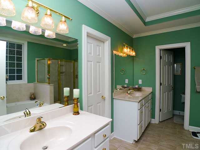 7205 Tanbark Way Raleigh, NC 27615 - Photo 12 of 25 Master Bath/Spa