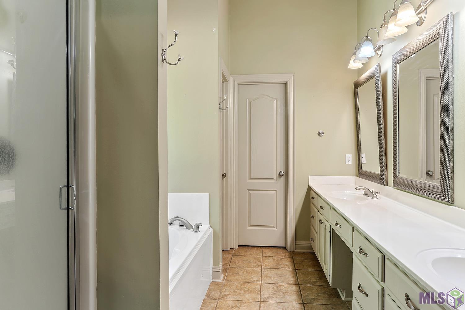 14507 Brook Spring Avenue Baton Rouge, LA 70816 - Photo 10 of 13 Gallery Image 10