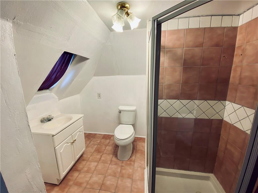 1304 Vine Street McKees Rocks, PA 15136 - Photo 17 of 21