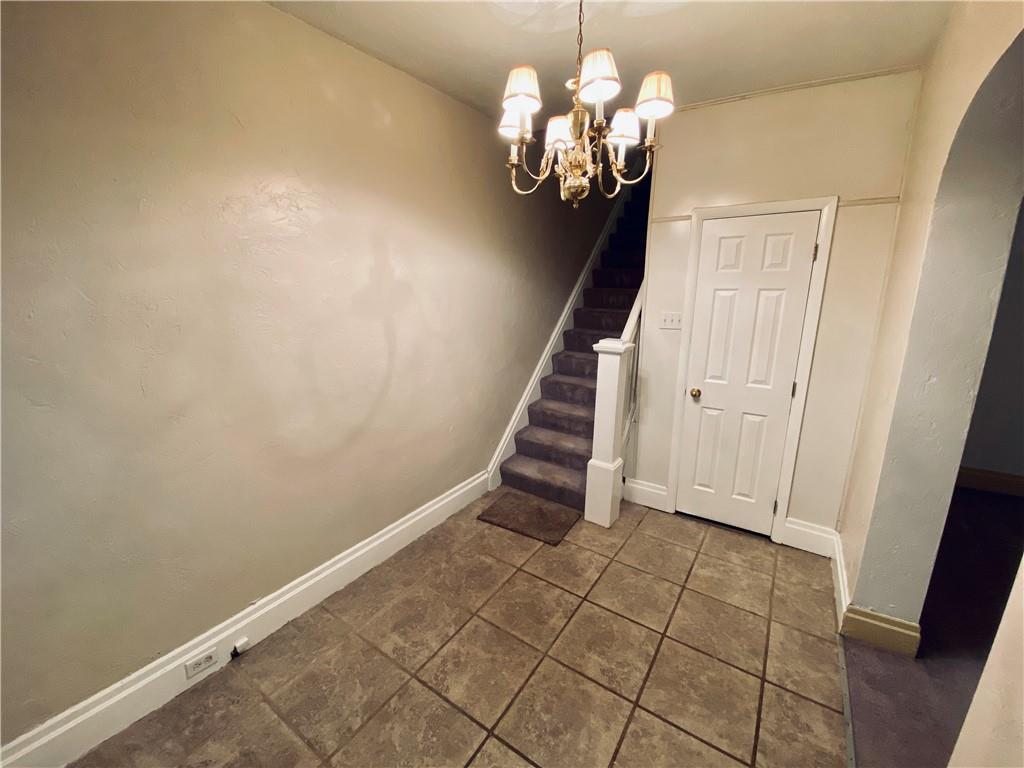 1304 Vine Street McKees Rocks, PA 15136 - Photo 3 of 21