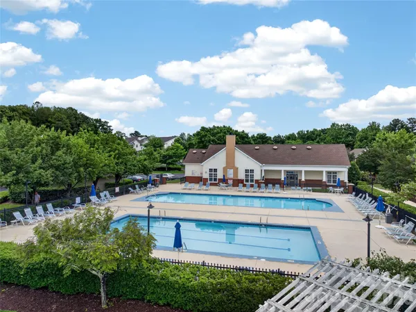 $250,000 | 11921 Ridgeway Park Drive, Charlotte, NC 28277