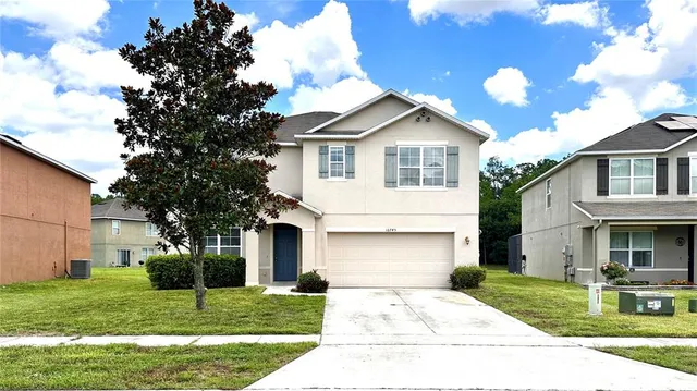 $2,440 | 16745 Citrus Parkway, Clermont, FL 34714