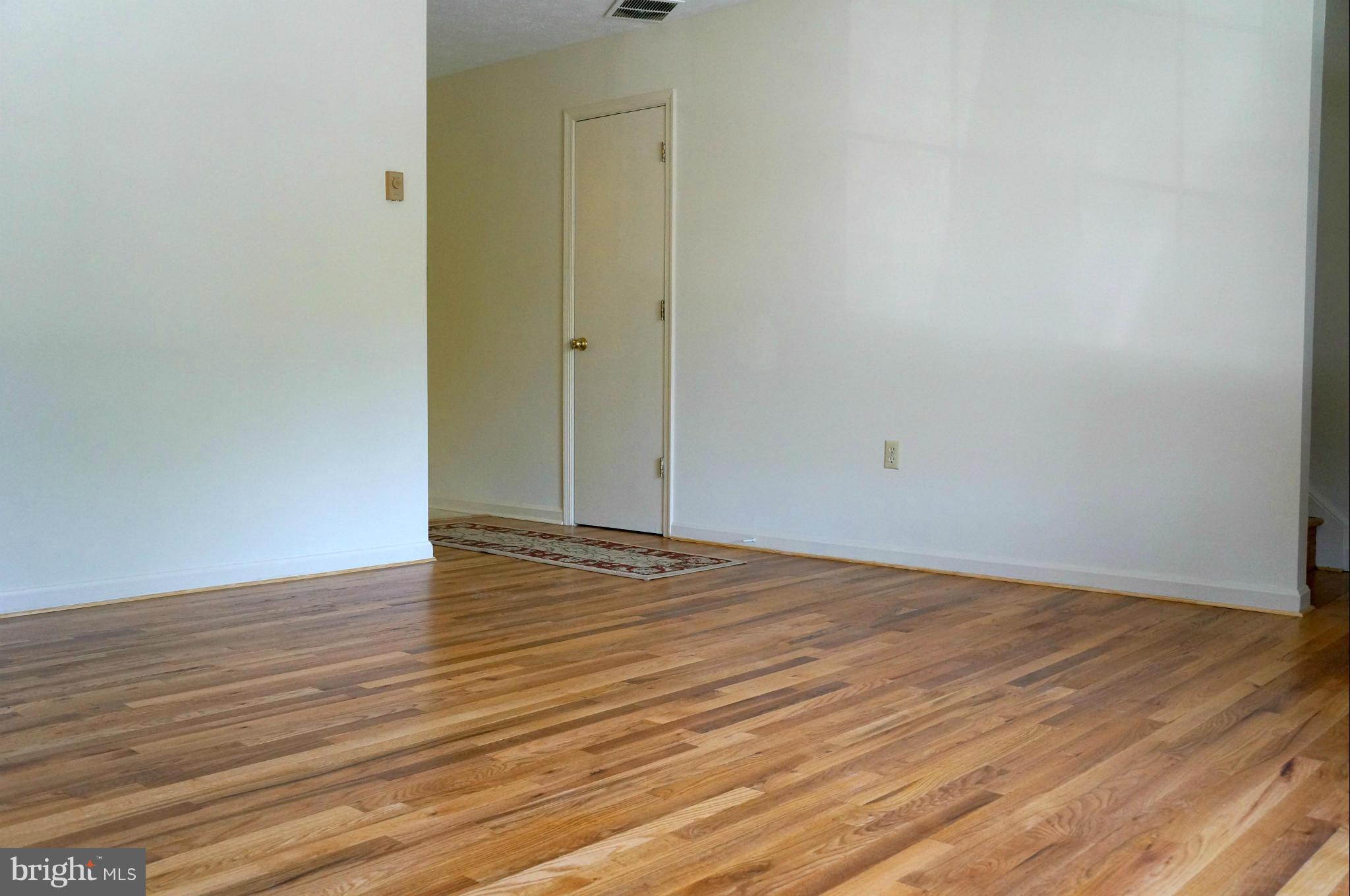 104 Brunswick Road Stephens City, VA 22655 - Photo 12 of 16 Living Room
