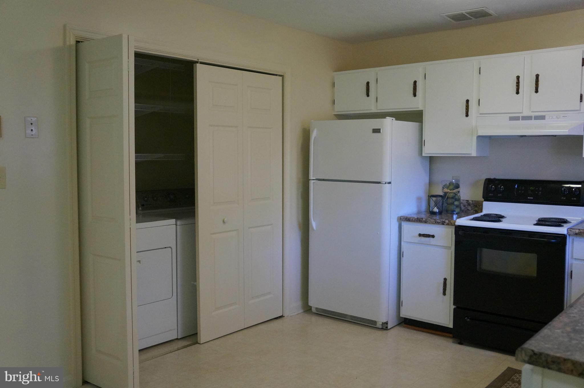 104 Brunswick Road Stephens City, VA 22655 - Photo 5 of 16 Kitchen