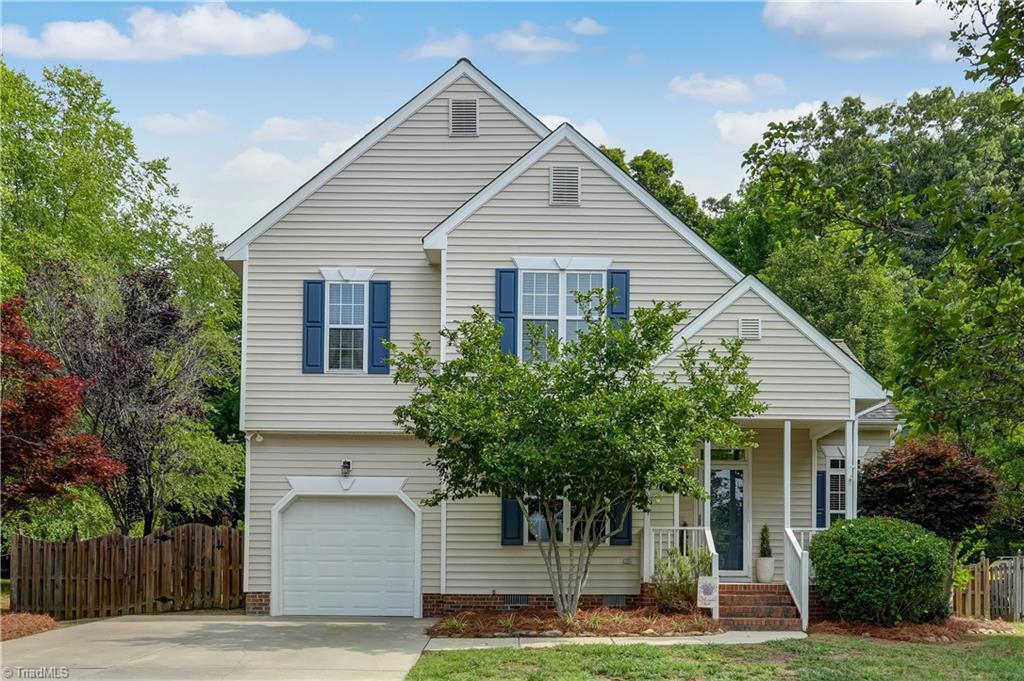 4025 Queens Grant Road Jamestown, NC 27282 - Photo 1 of 30