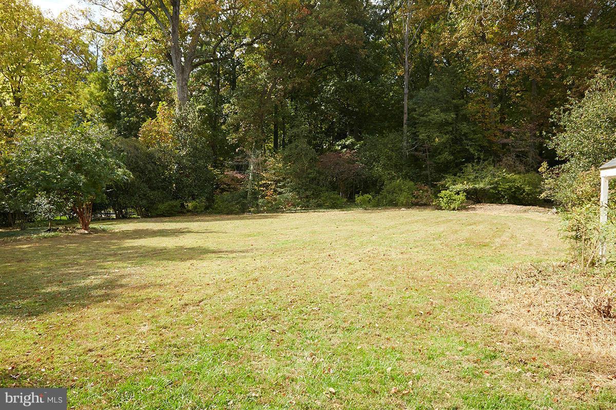 9108 Burning Tree Road Bethesda, MD 20817 - Photo 9 of 15 Exterior (Rear)