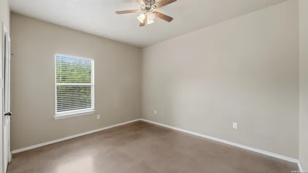 $1,445 | 145 Rosedale Avenue, New Braunfels, TX 78130