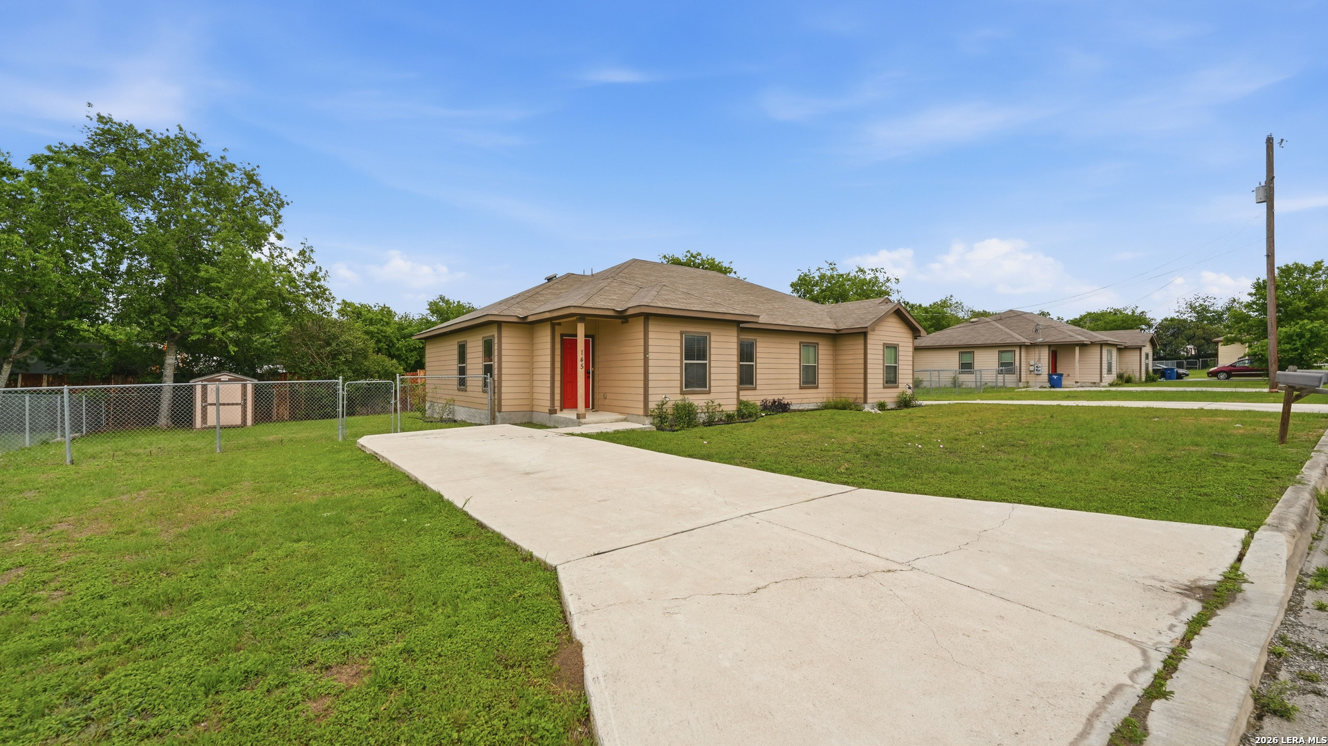 145 Rosedale Avenue New Braunfels, TX 78130 - Photo 2 of 30