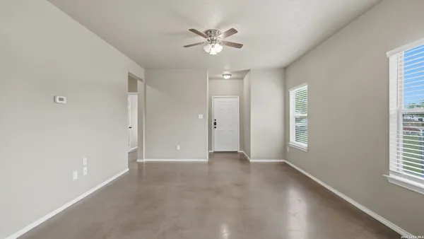 $1,445 | 145 Rosedale Avenue, New Braunfels, TX 78130