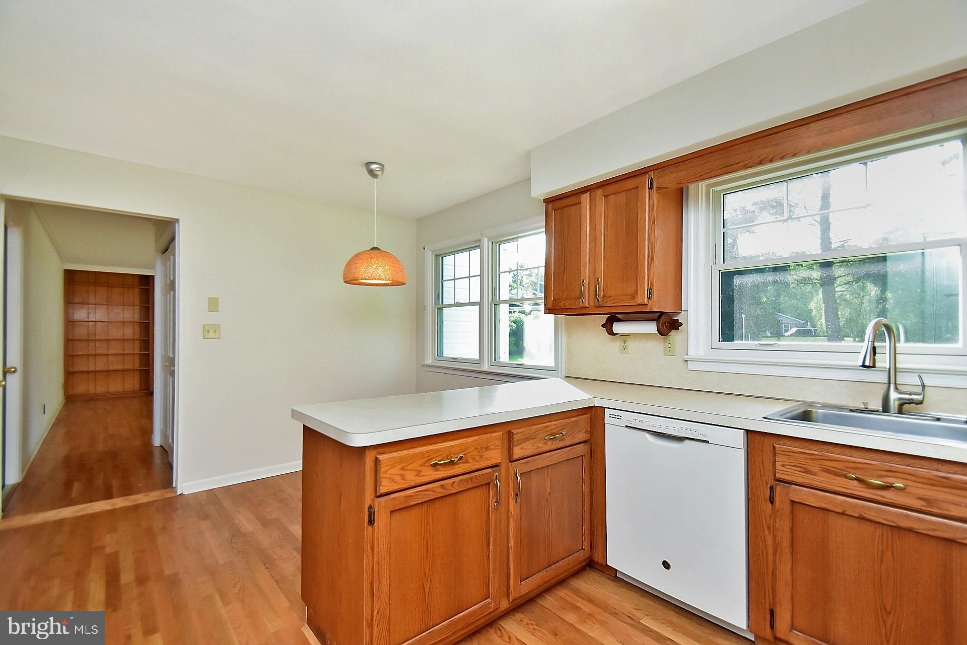 2083 Hilltop Road Bethlehem, PA 18015 - Photo 11 of 26 Gallery Image 11