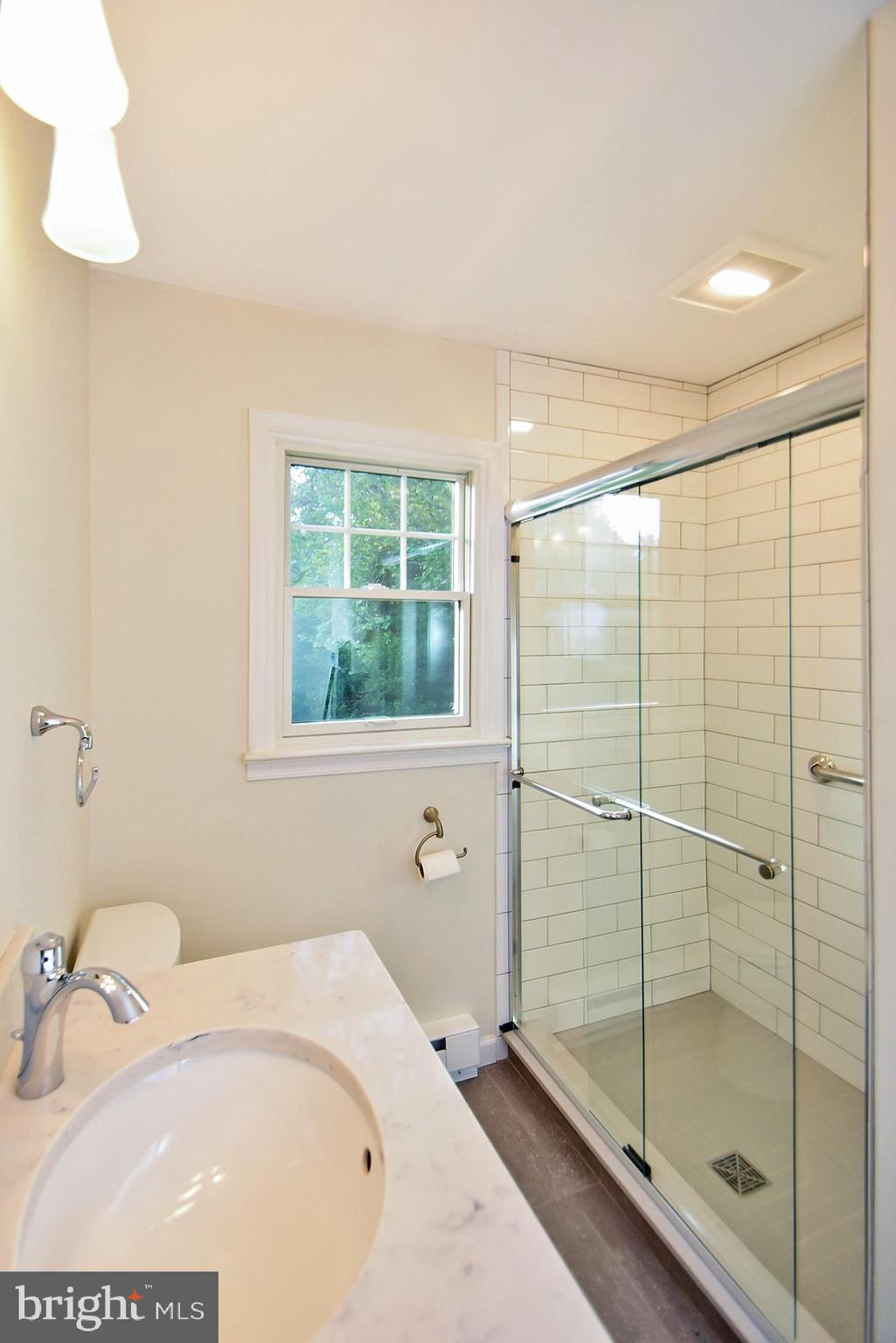 2083 Hilltop Road Bethlehem, PA 18015 - Photo 20 of 26 Gallery Image 20
