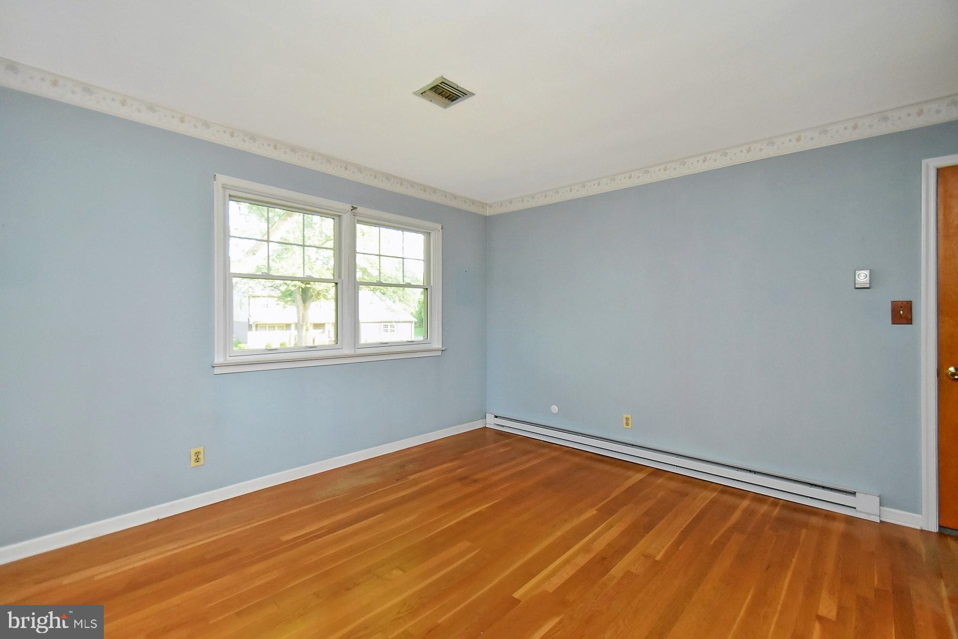 2083 Hilltop Road Bethlehem, PA 18015 - Photo 23 of 26 Gallery Image 23