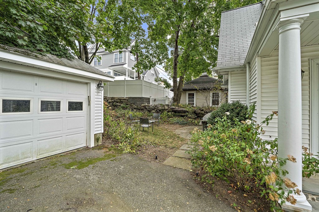 84 Theodore Parker Road Boston, MA 02132 - Photo 32 of 40 Gallery Image 32