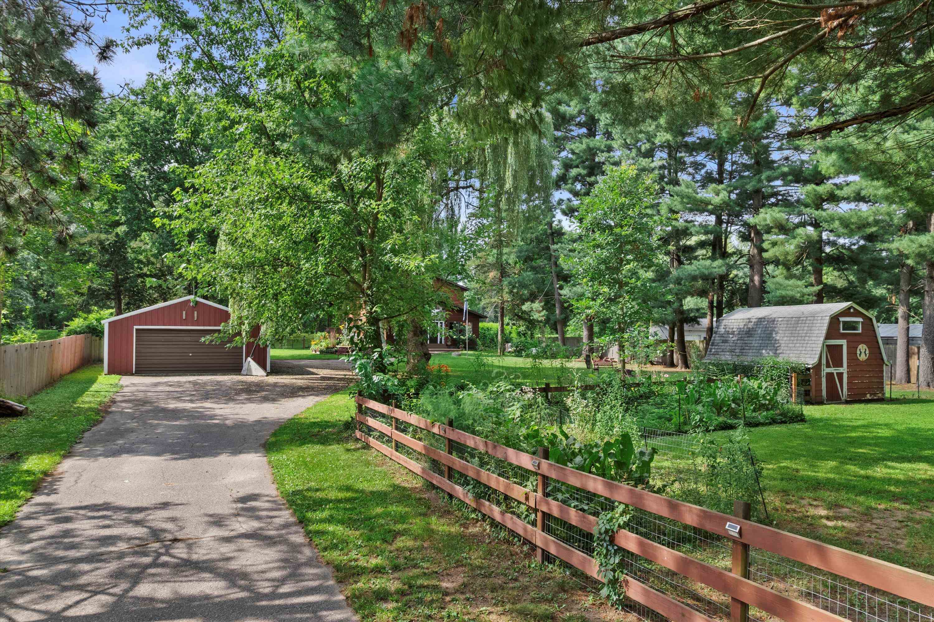 W12105 Jenicek Road Portage, WI 53901 - Photo 3 of 40