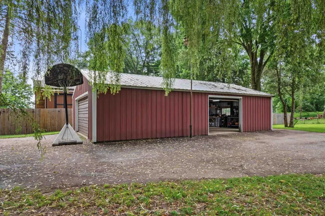 $490,000 | W12105 Jenicek Road, Portage, WI 53901