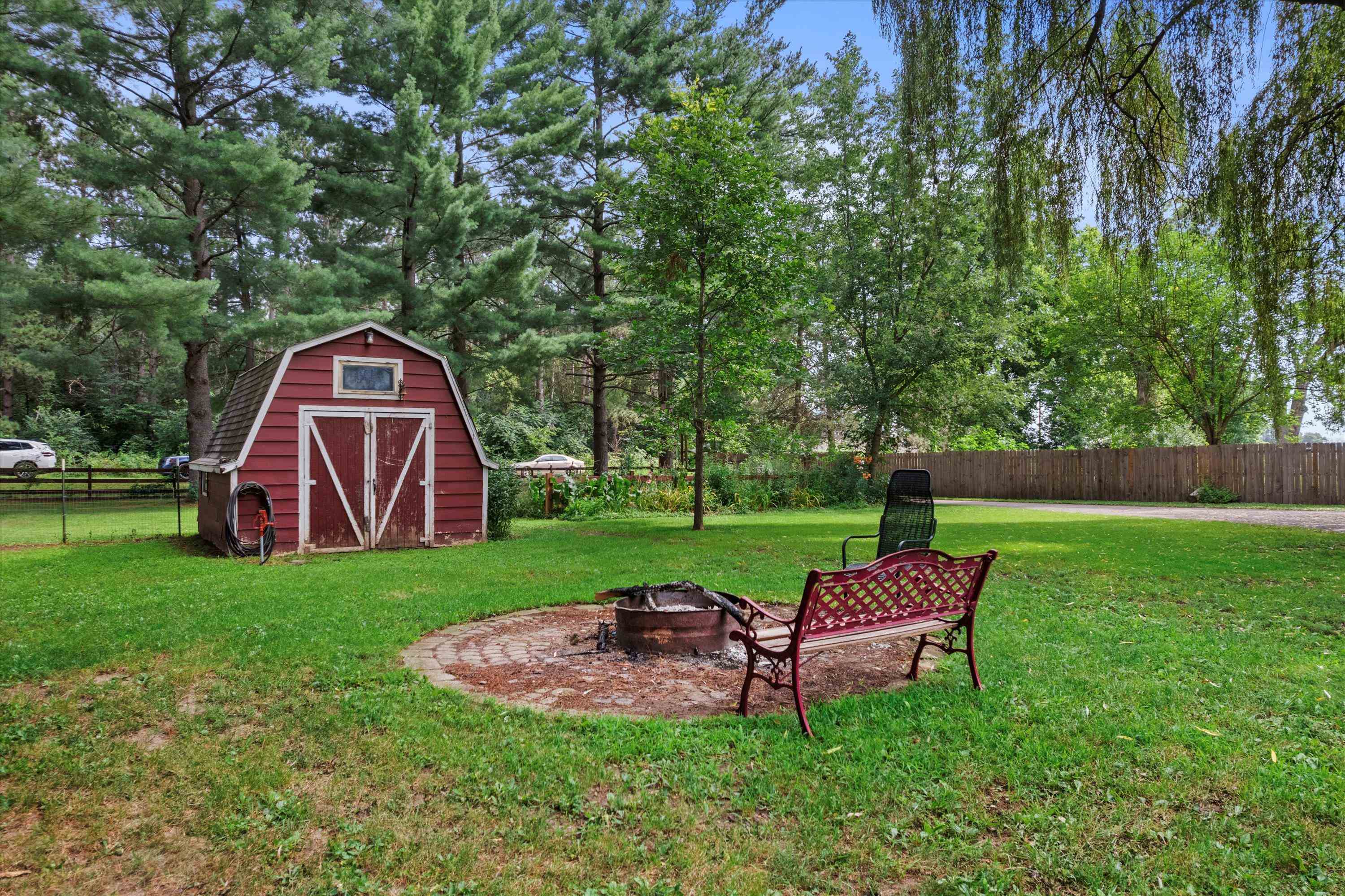 W12105 Jenicek Road Portage, WI 53901 - Photo 5 of 40