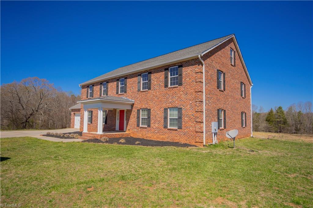 2536 Tyro Road Lexington, NC 27295 - Photo 2 of 41