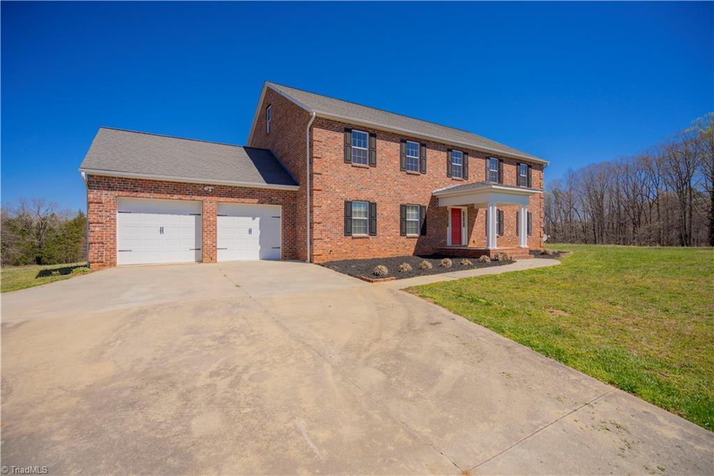 2536 Tyro Road Lexington, NC 27295 - Photo 3 of 41