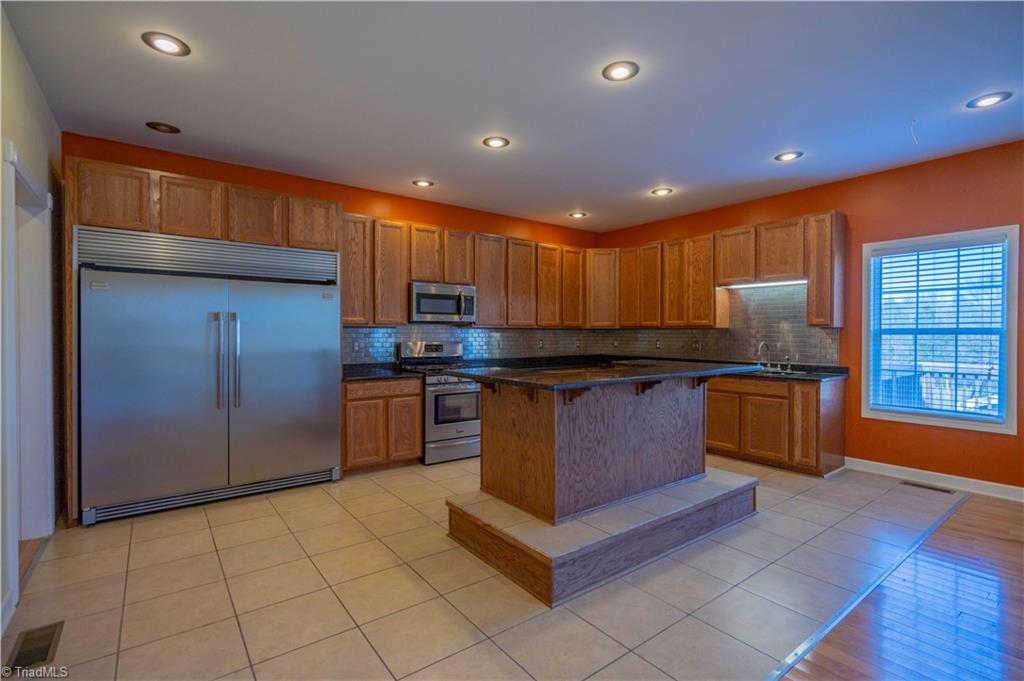 2536 Tyro Road Lexington, NC 27295 - Photo 6 of 41 Kitchen