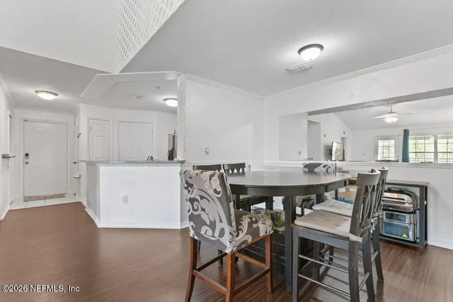 $170,900 | 7800 Point Meadows Drive, Unit 1035, Jacksonville, FL 32256