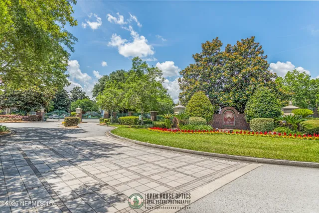 $170,900 | 7800 Point Meadows Drive, Unit 1035, Jacksonville, FL 32256