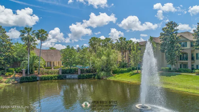 $170,900 | 7800 Point Meadows Drive, Unit 1035, Jacksonville, FL 32256