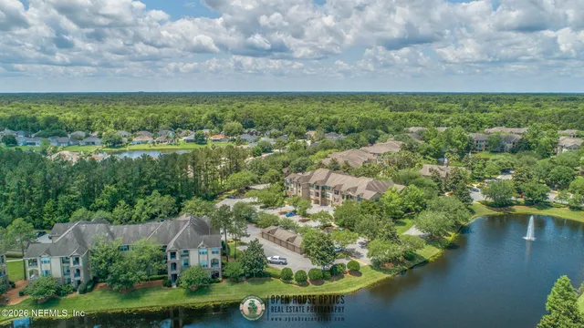 $170,900 | 7800 Point Meadows Drive, Unit 1035, Jacksonville, FL 32256