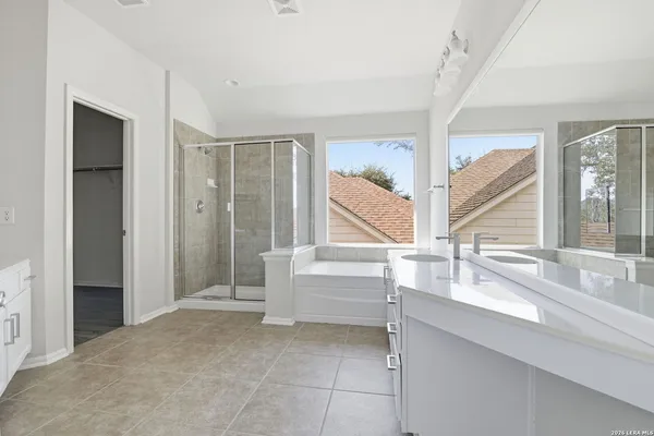 $3,100 | 1222 Wilder Pond, San Antonio, TX 78260