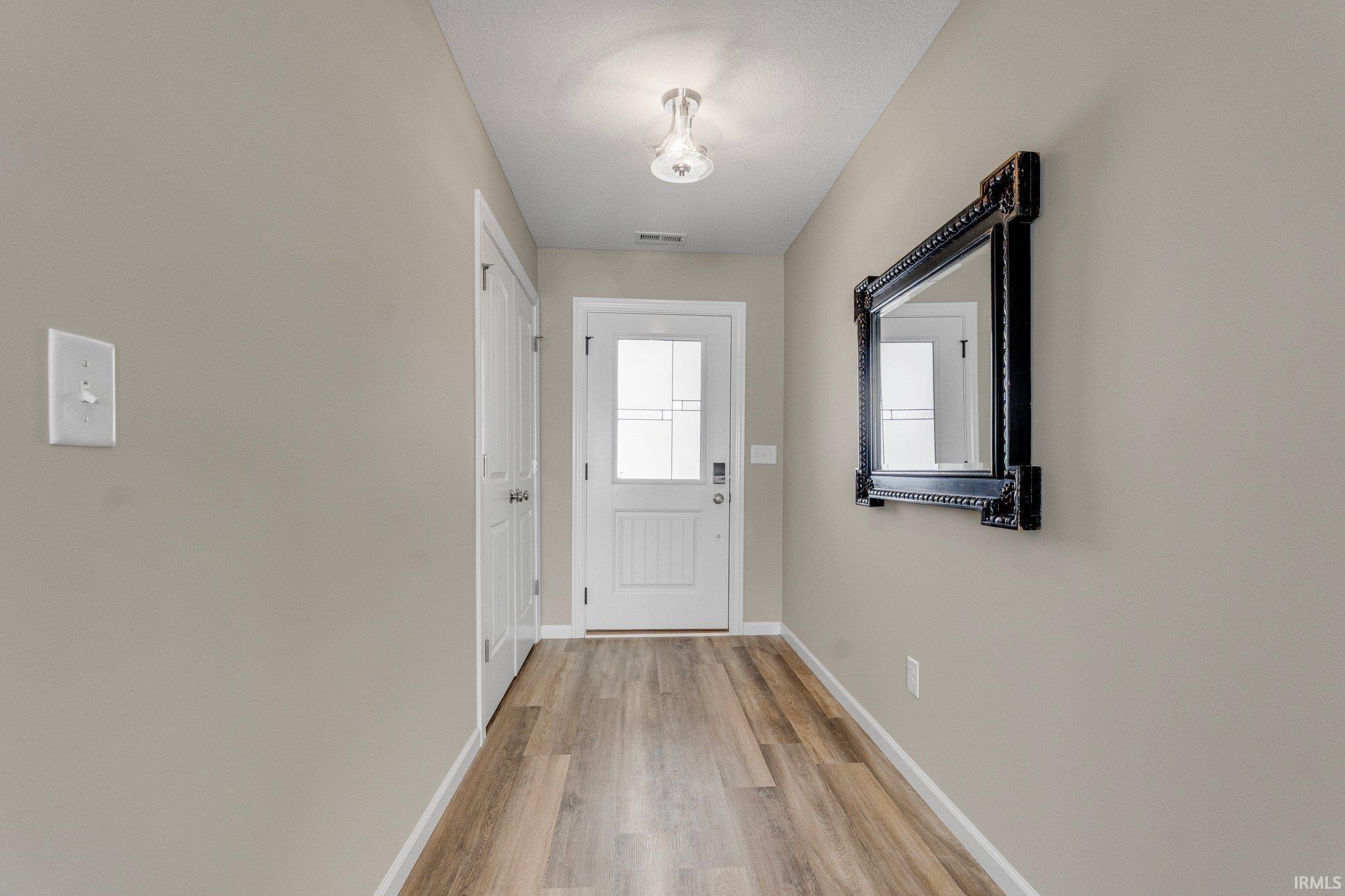 13527 Outpost Lodge Road Roanoke, IN 46783 - Photo 19 of 34