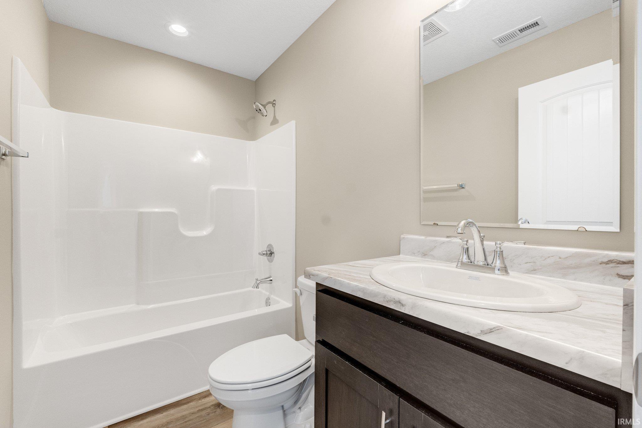 13527 Outpost Lodge Road Roanoke, IN 46783 - Photo 32 of 34