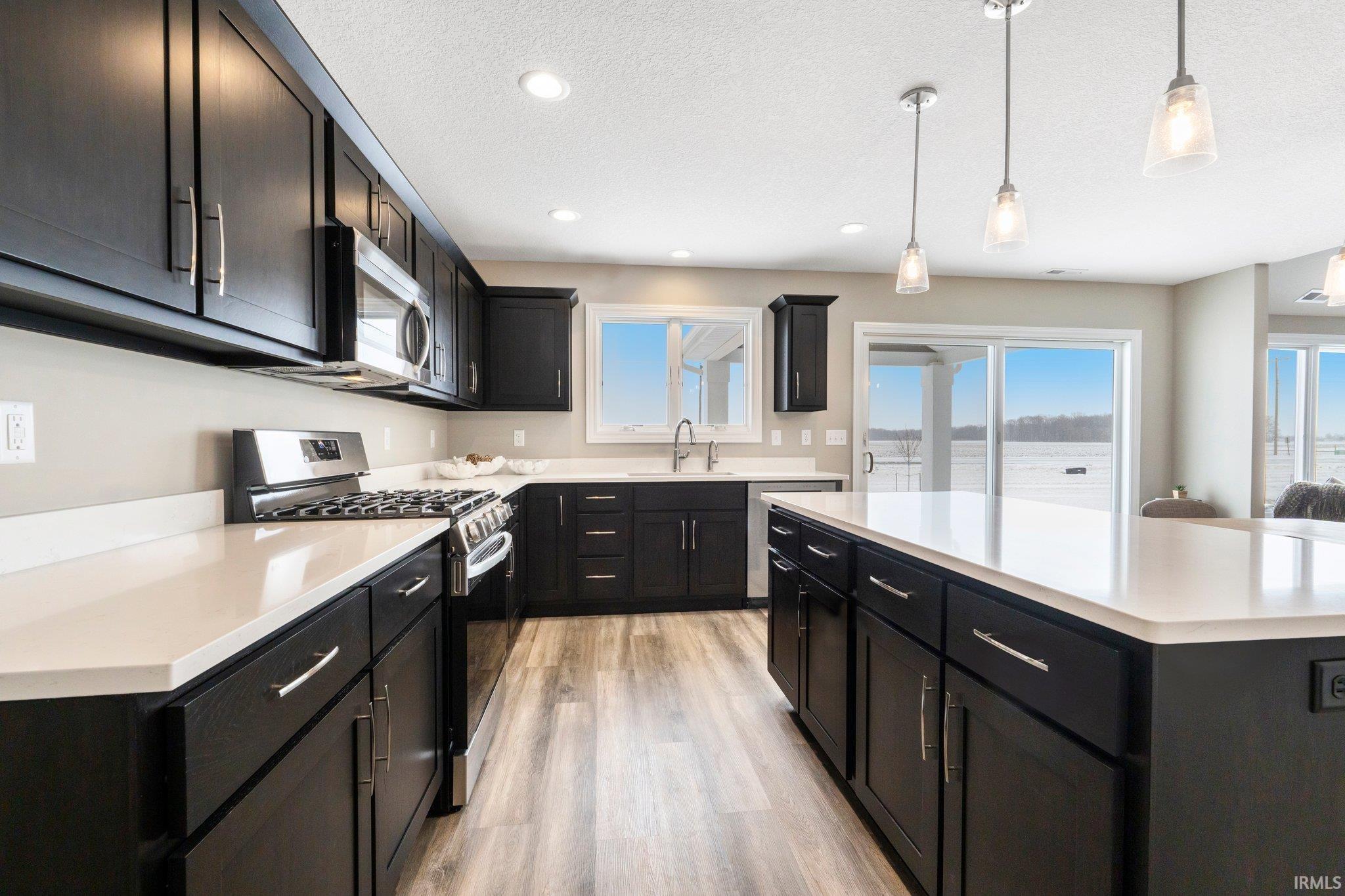 13527 Outpost Lodge Road Roanoke, IN 46783 - Photo 7 of 34