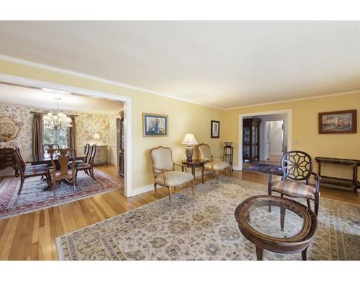 31 Ginn Road Winchester, MA 01890 - Photo 3 of 22
