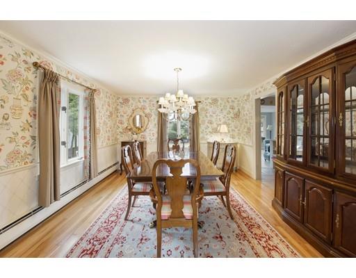 31 Ginn Road Winchester, MA 01890 - Photo 4 of 22