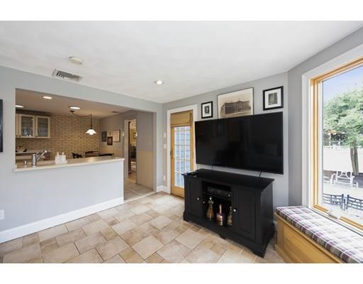 31 Ginn Road Winchester, MA 01890 - Photo 8 of 22