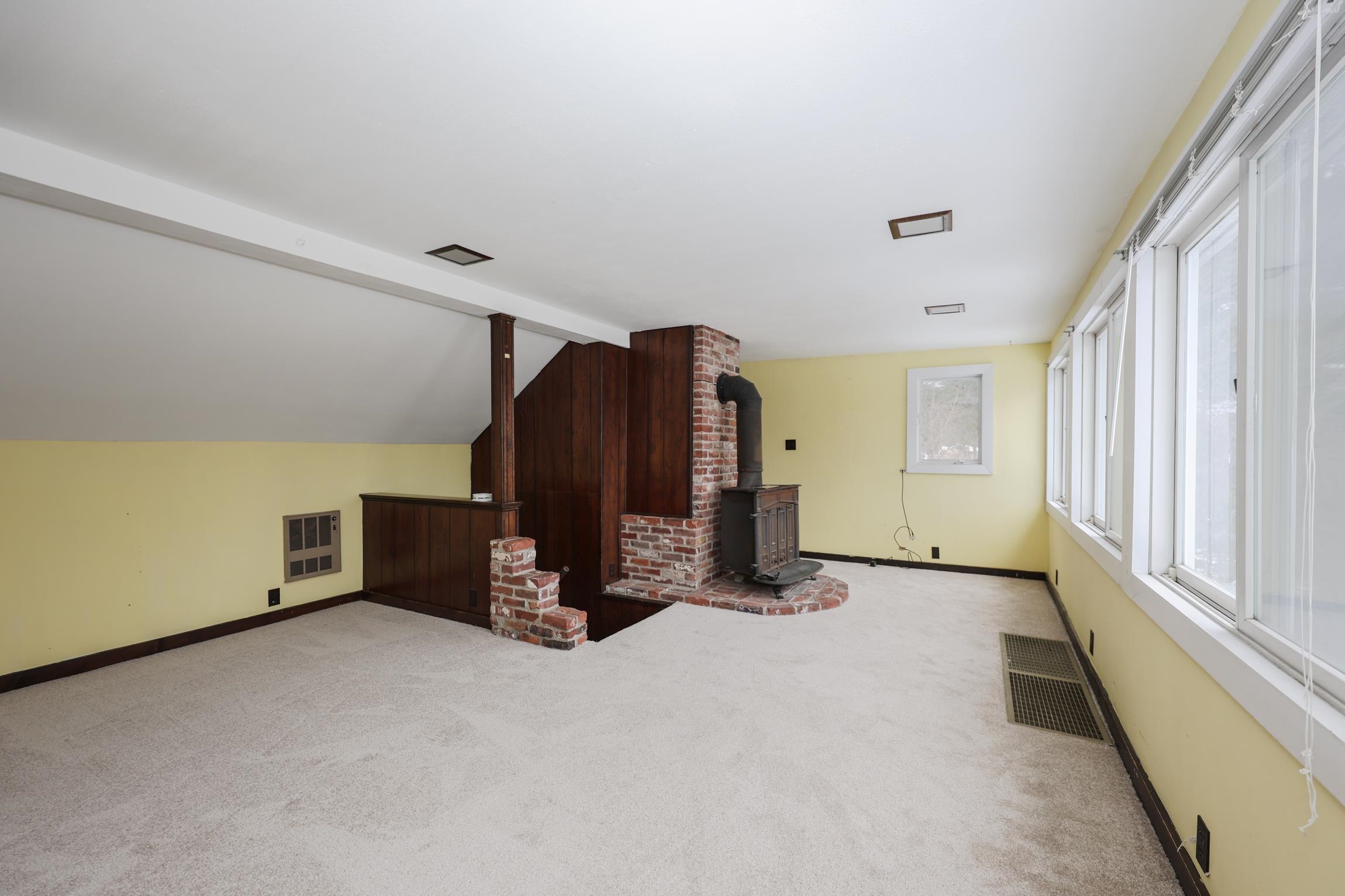 30 Baker Street Hudson, NH 03051 - Photo 36 of 48