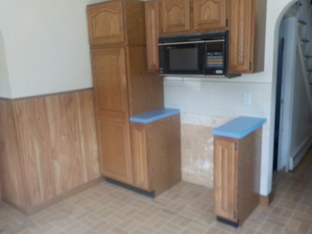 198 Thompson Road Webster, MA 01570 - Photo 4 of 16 Gallery Image 4
