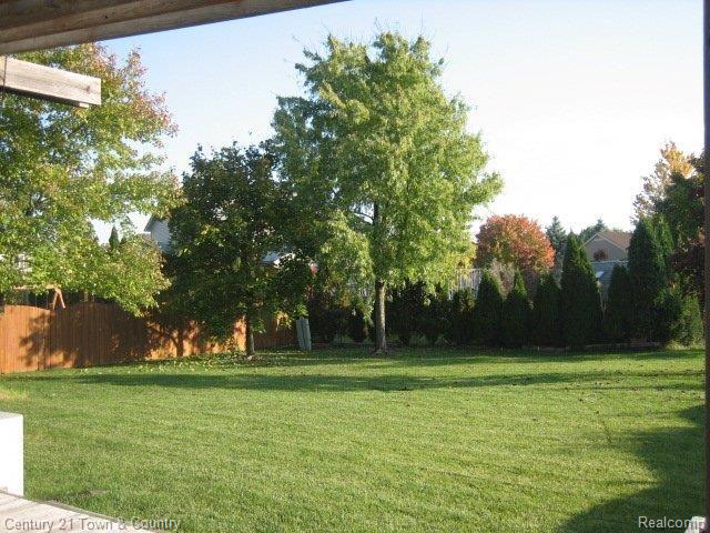 44603 Ridgefield Road Canton, MI 48188 - Photo 9 of 10 Back Yard