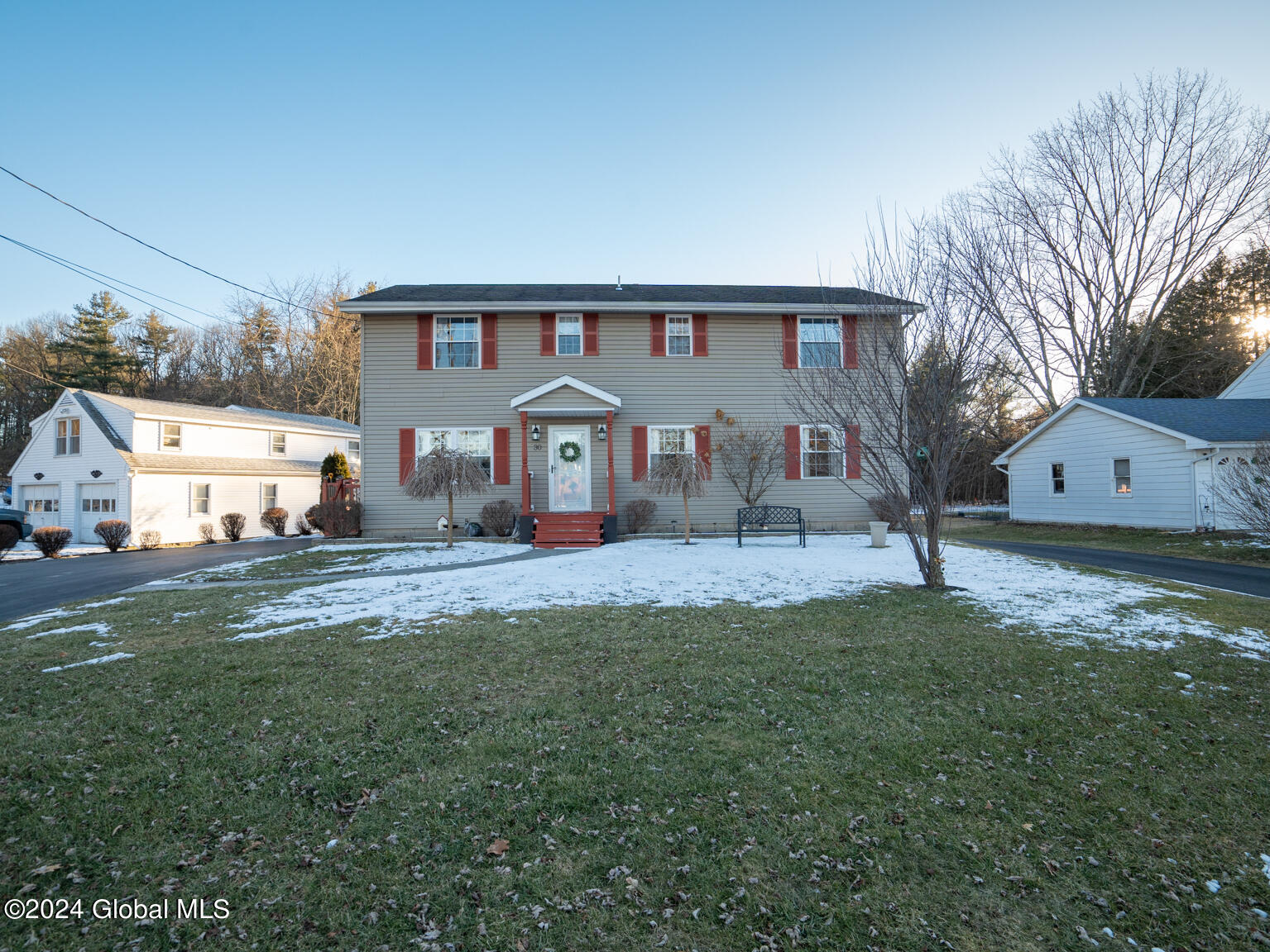 30 Firehouse Road Halfmoon, NY 12065 - Photo 2 of 39 DSC05001