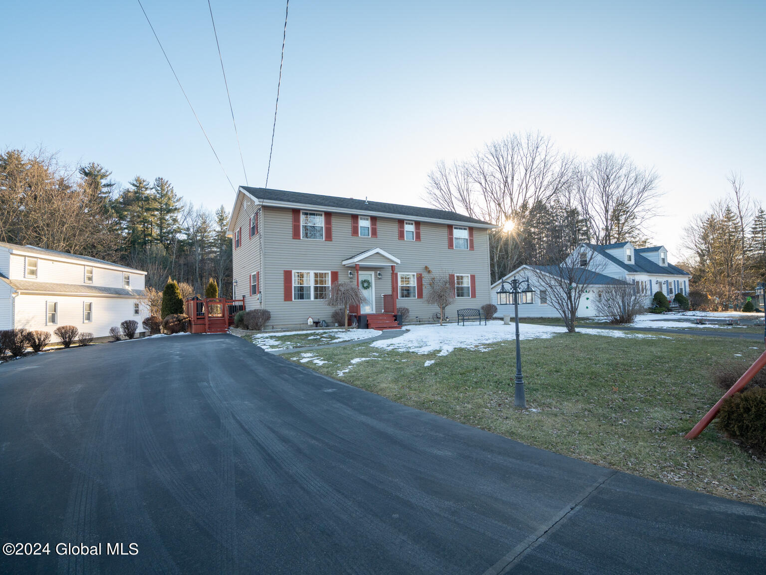 30 Firehouse Road Halfmoon, NY 12065 - Photo 3 of 39 DSC04996