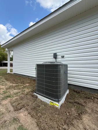 $1,300 | 32 Constitution Avenue, Unit AB, DeFuniak Springs, FL 32433