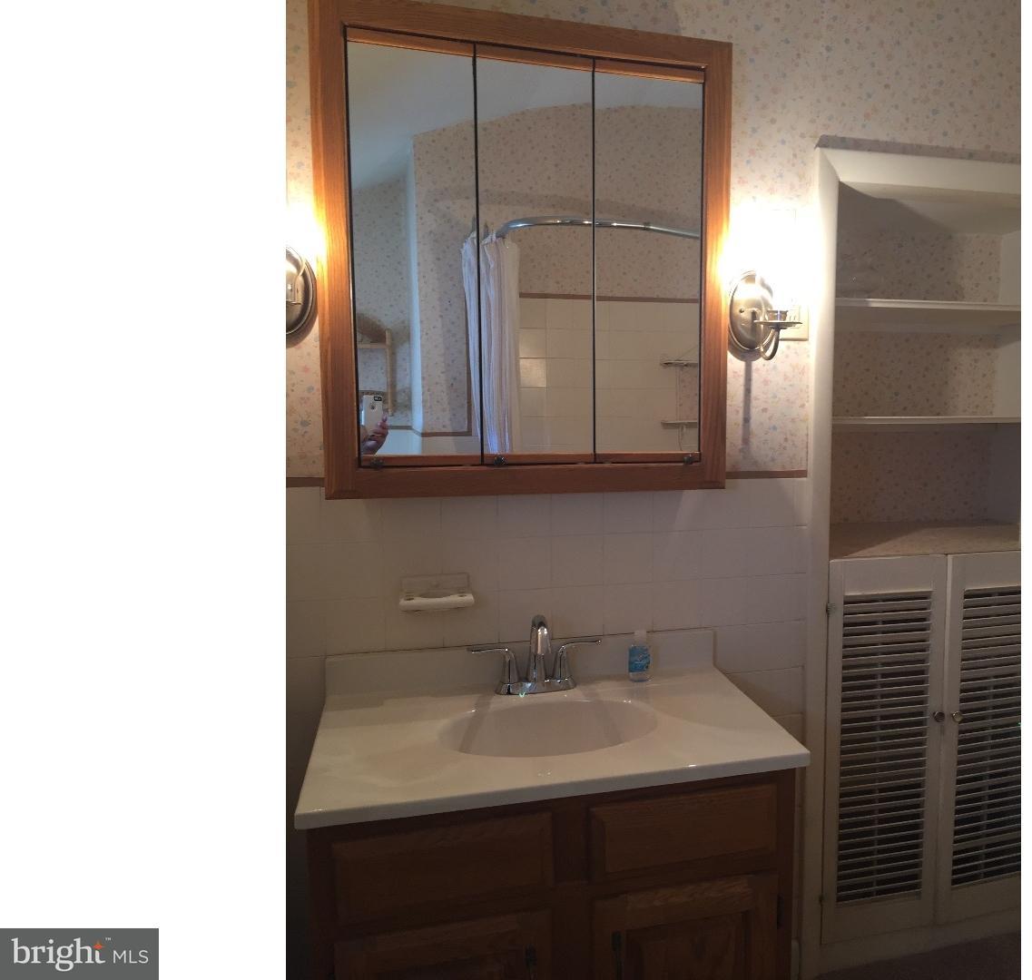 73 Dutch Road Ashland, PA 17921 - Photo 18 of 25 Bathroom