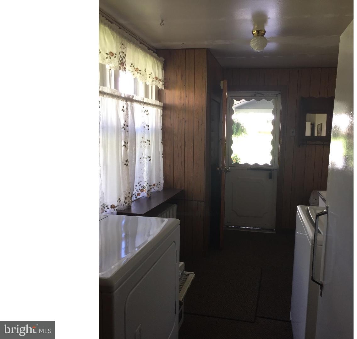 73 Dutch Road Ashland, PA 17921 - Photo 21 of 25 Laundry Room