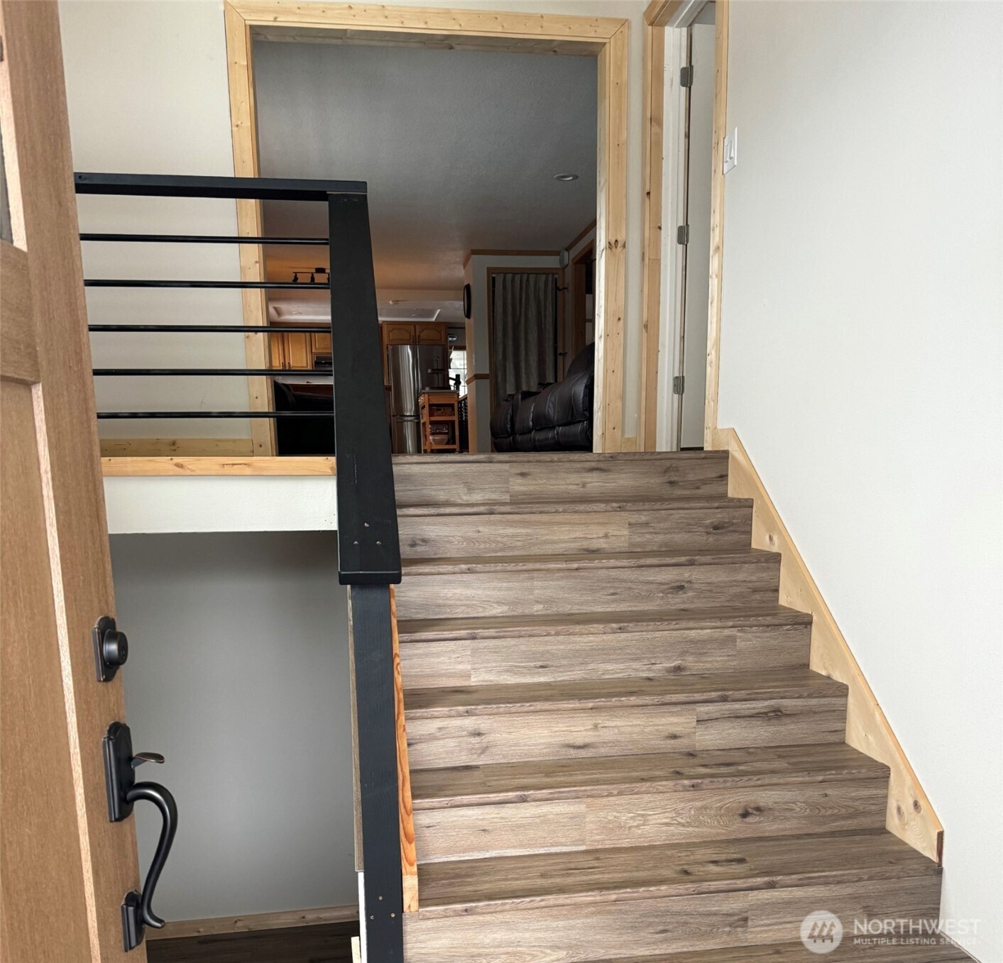 23 Tonata Creek Road Curlew, WA 99118 - Photo 13 of 38 a view of entryway