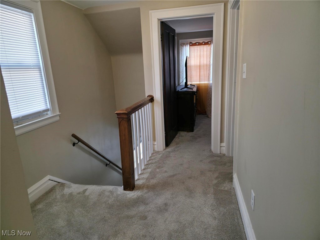 1425 Crescent Road Southwest Canton, OH 44710 - Photo 19 of 35