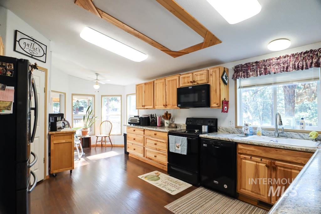 32290 Rice Road Unity, OR 97884 - Photo 12 of 45