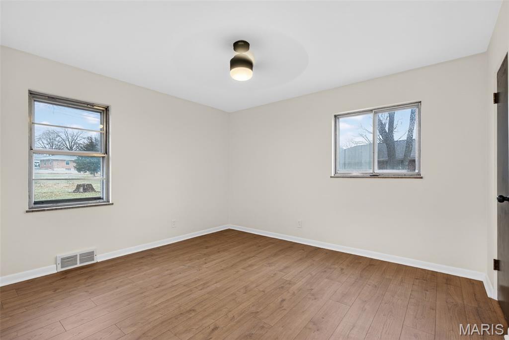 843 Reavis Barracks Road St. Louis, MO 63125 - Photo 17 of 26 Gallery Image 17