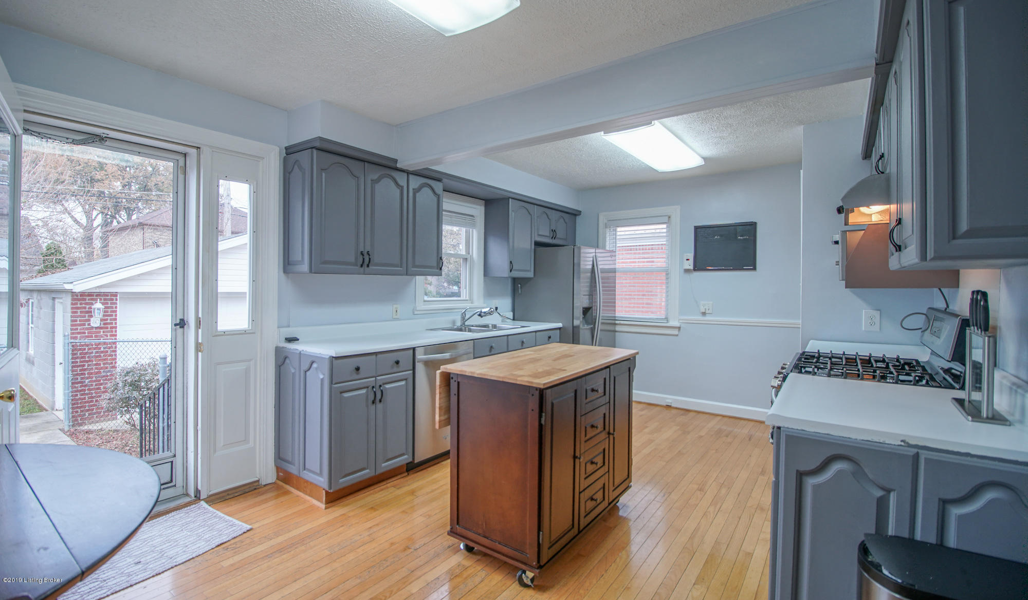 2920 Curran Road Louisville, KY 40205 - Photo 6 of 29 2_1 (1 of 1)